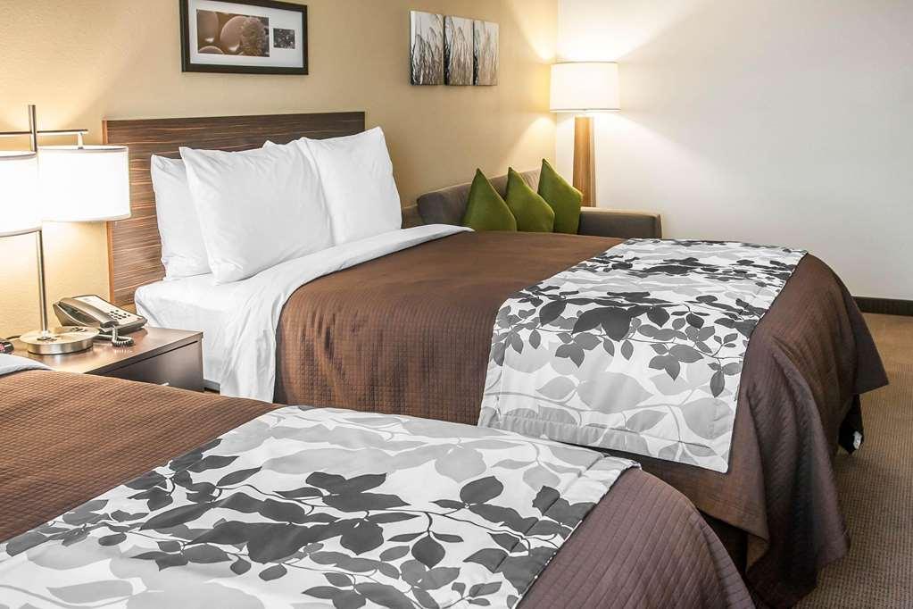 Sleep Inn & Suites Devils Lake Rum bild