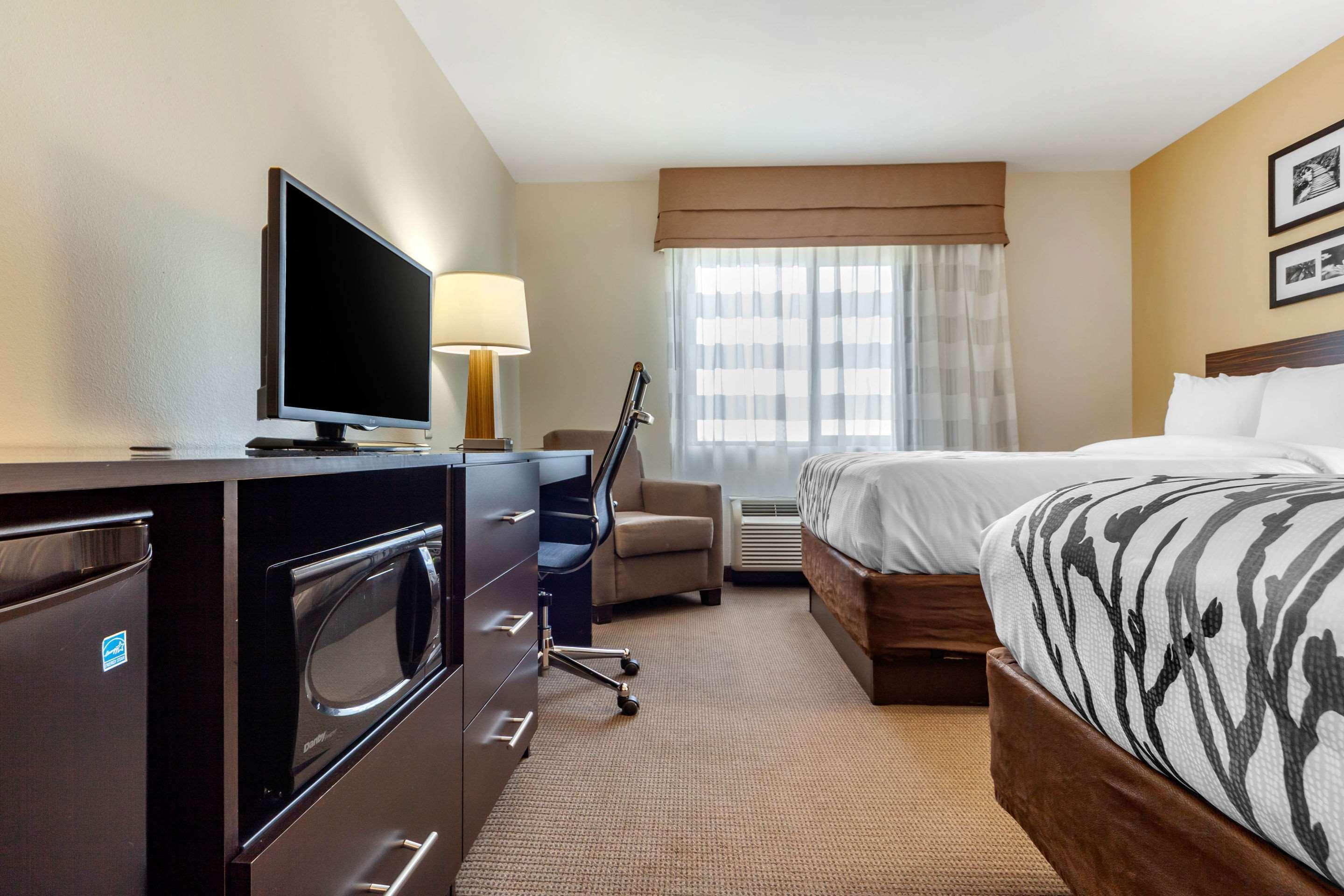 Sleep Inn & Suites Devils Lake Exteriör bild