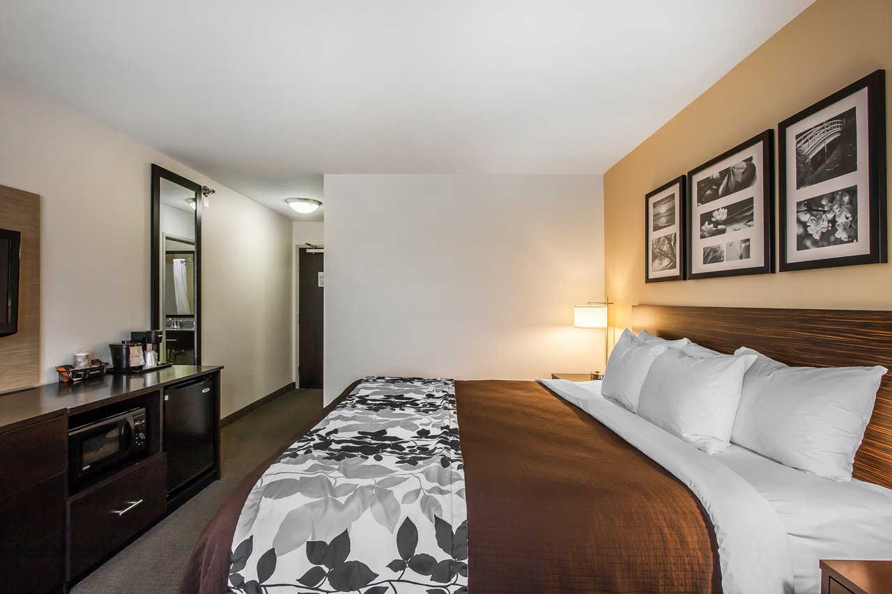 Sleep Inn & Suites Devils Lake Exteriör bild