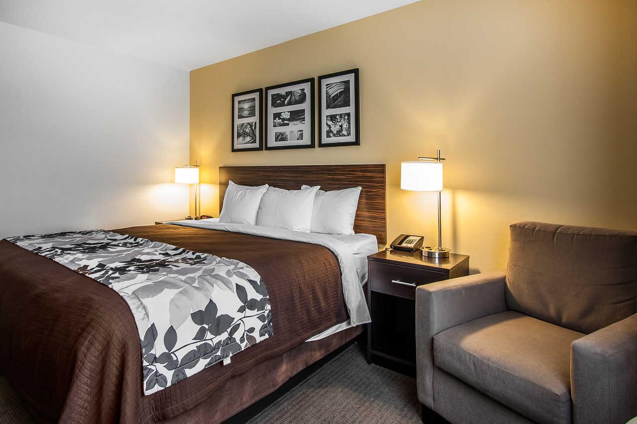 Sleep Inn & Suites Devils Lake Exteriör bild