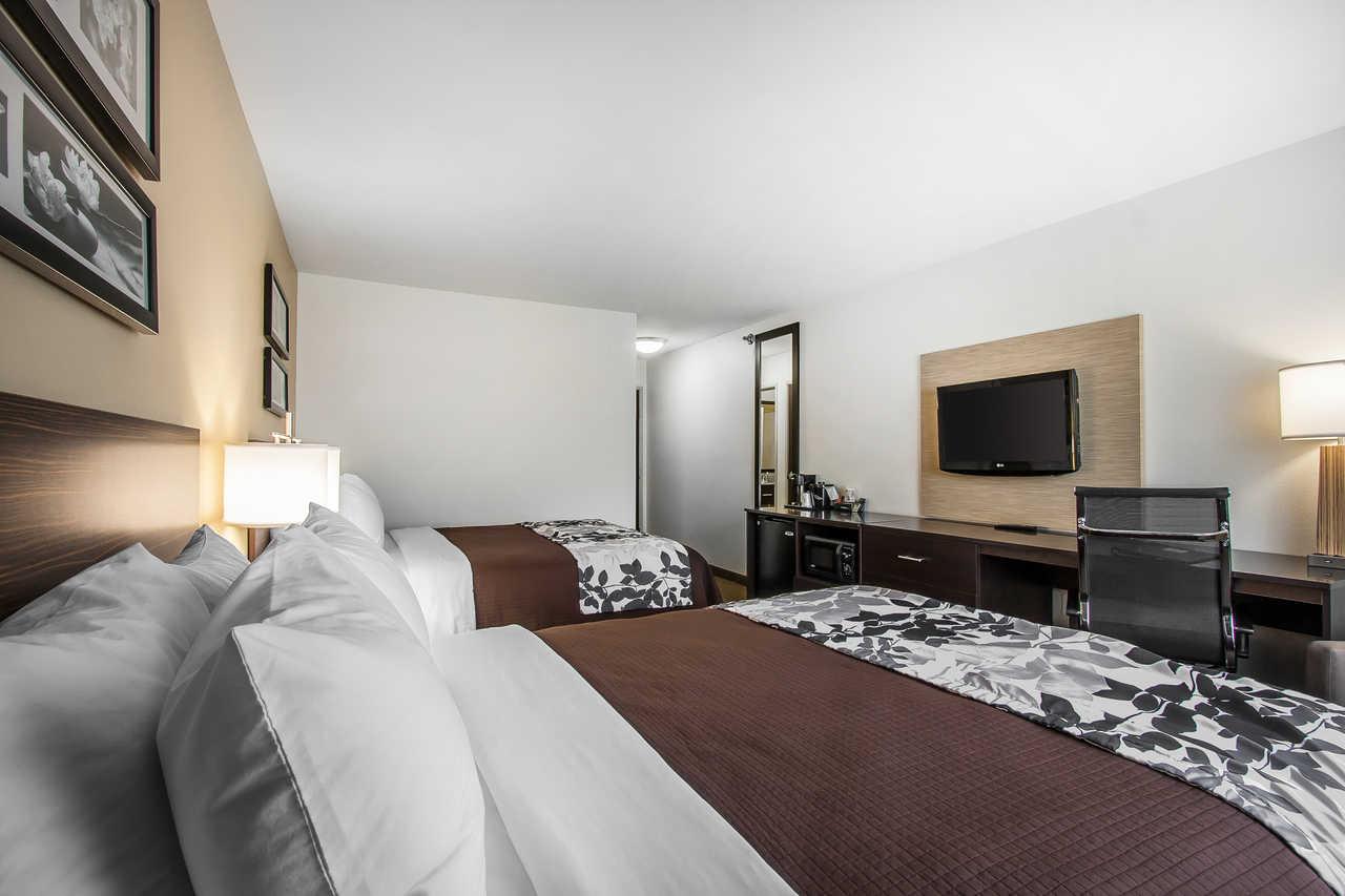 Sleep Inn & Suites Devils Lake Exteriör bild
